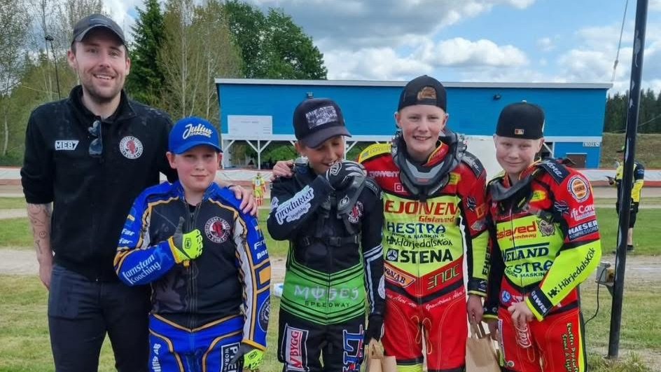 GULD I UNGDOMSSERIEN FÖR LEJONEN / INDIANERNA!